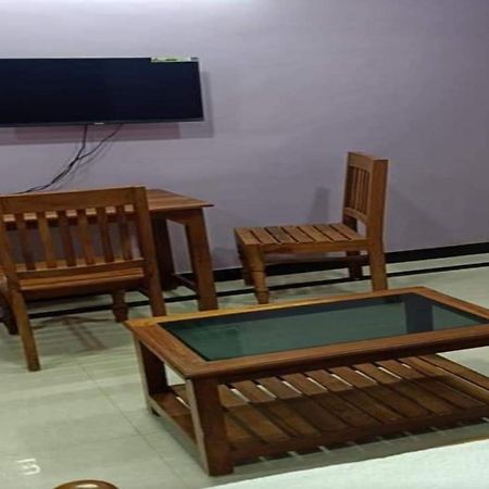 Hotel O Pop Hotel Thiruvananthapuram Bagian luar foto