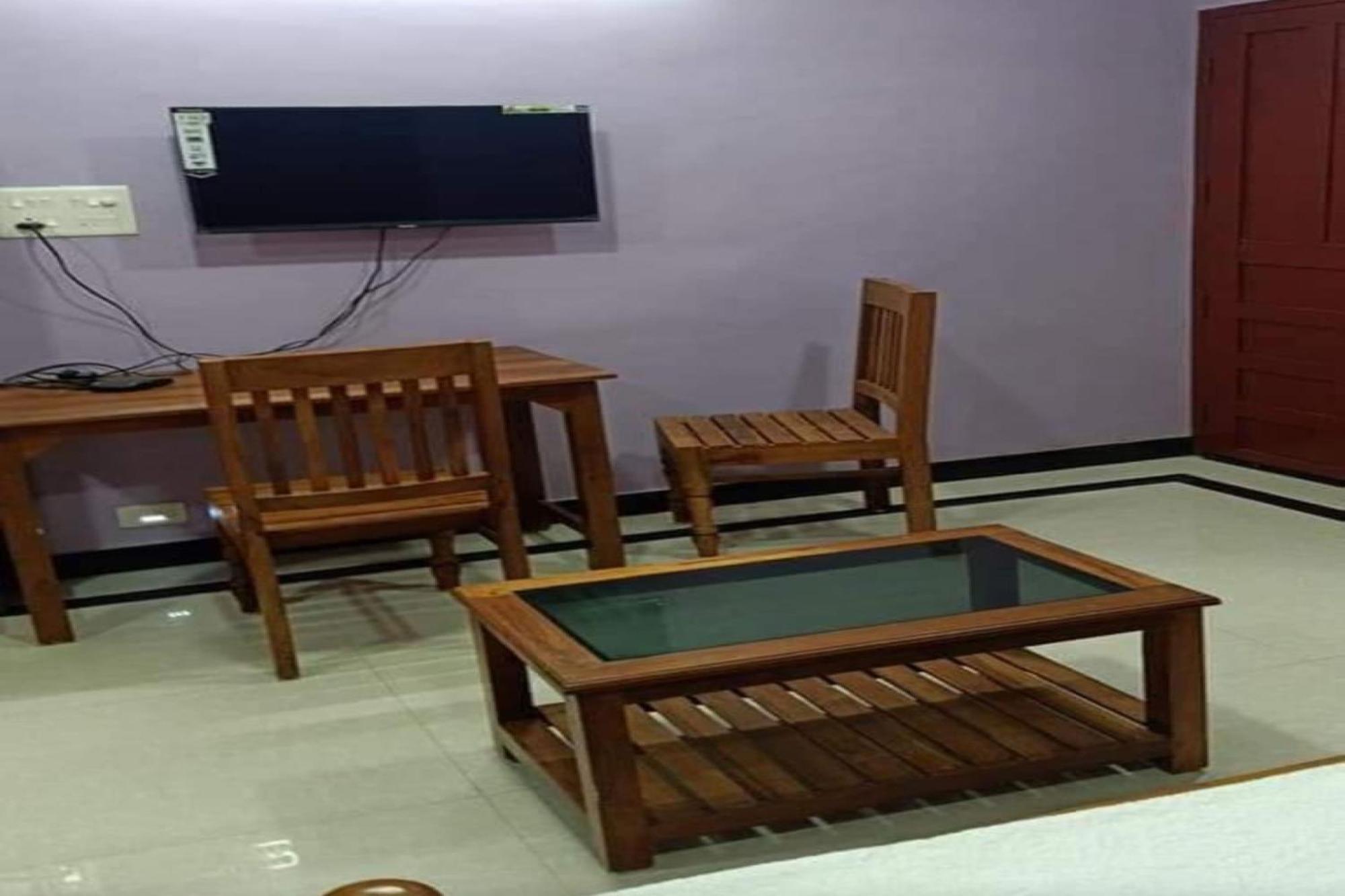 Hotel O Pop Hotel Thiruvananthapuram Bagian luar foto